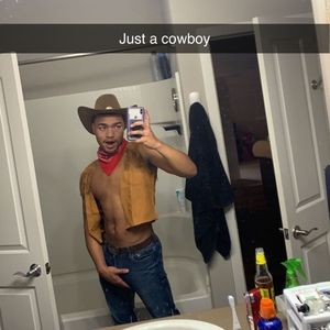 Meet your Posher, Todd